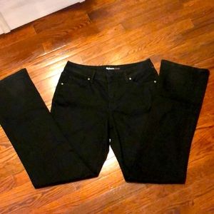 Style & Co - Size 8 Curvy boot cut black jeans with rhinestone back pockets NWOT